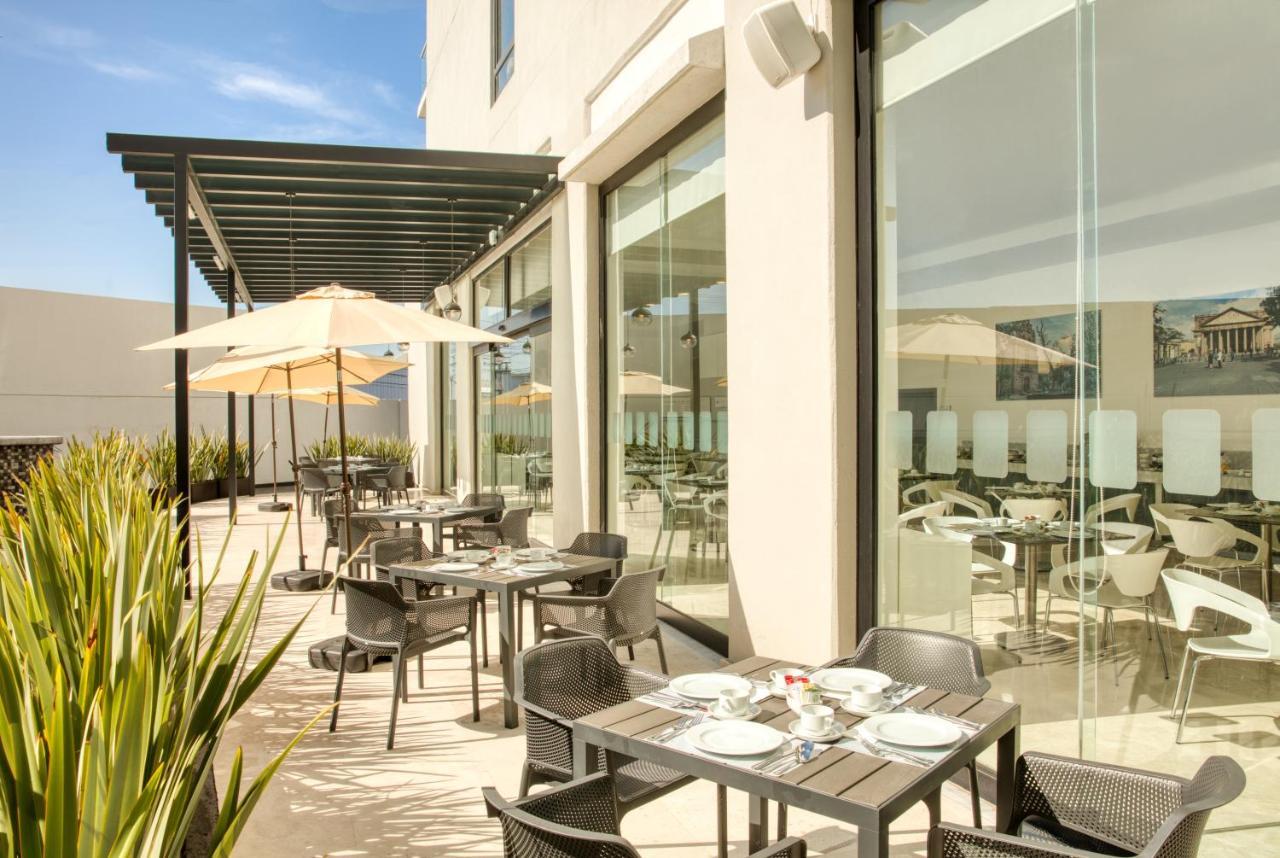 Fiesta Inn Guadalajara Aeropuerto Las Pintas Экстерьер фото