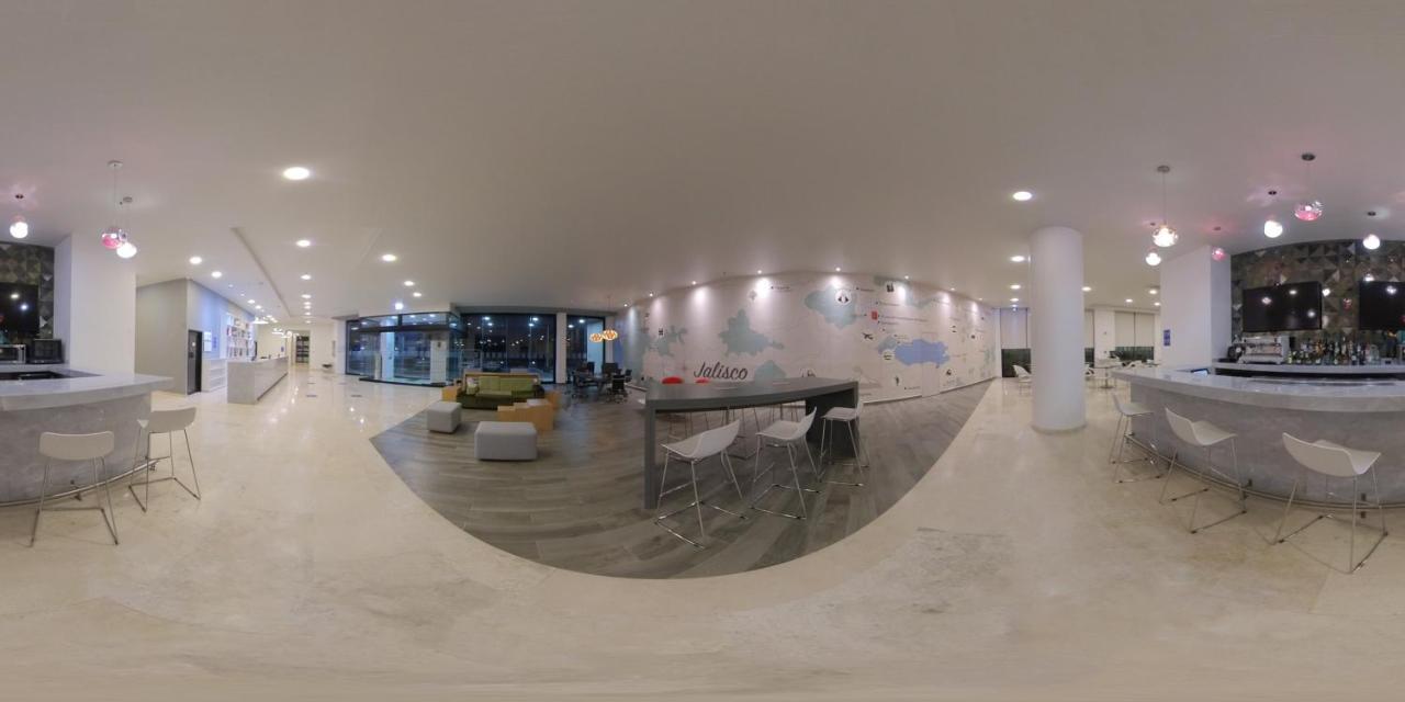 Fiesta Inn Guadalajara Aeropuerto Las Pintas Экстерьер фото